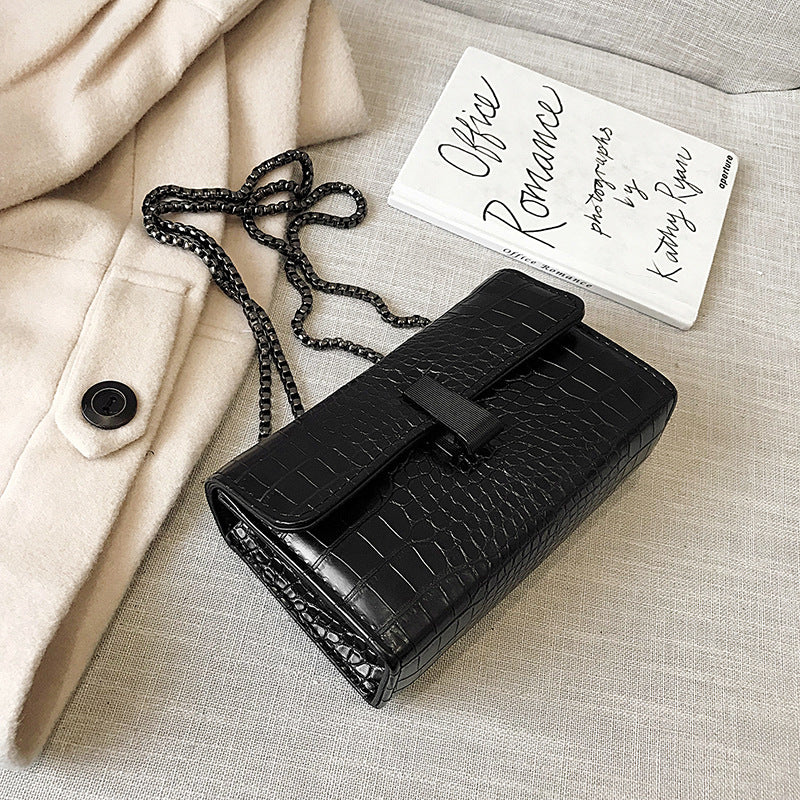 Chain cross-body bag